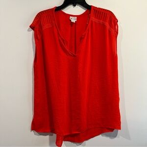 Vince Bright Red V-Neck Sleeveless Blouse women’s large stylus